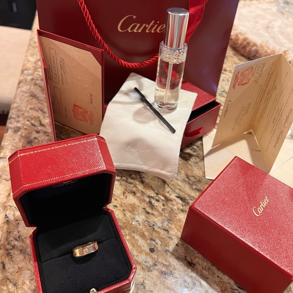 Cartier Love Ring, 3 Diamonds - Picture 3 of 4